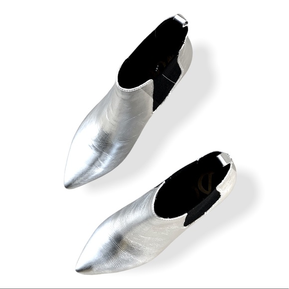 NWT Sam Edelman Leather Silver Metallic Katt Chelsea Kitten Heel Ankle Boot - Picture 7 of 11